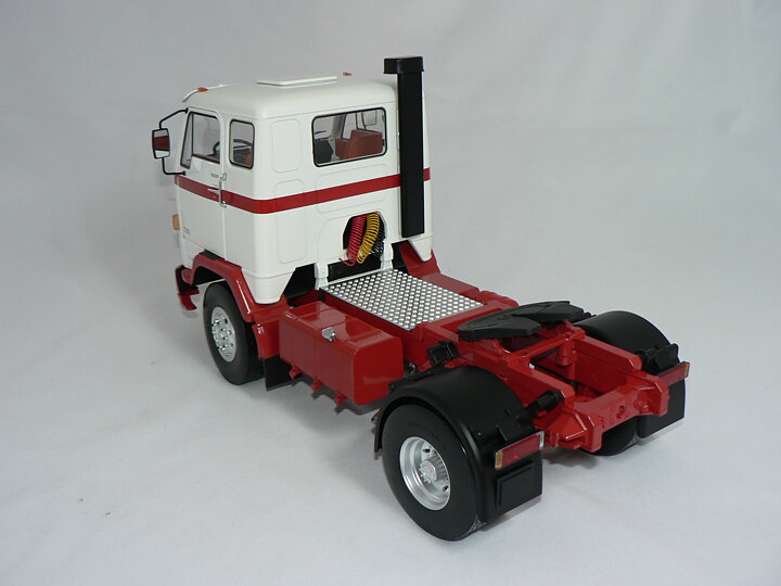 Volvo F 88   ( 1971 )  1:18   MCG