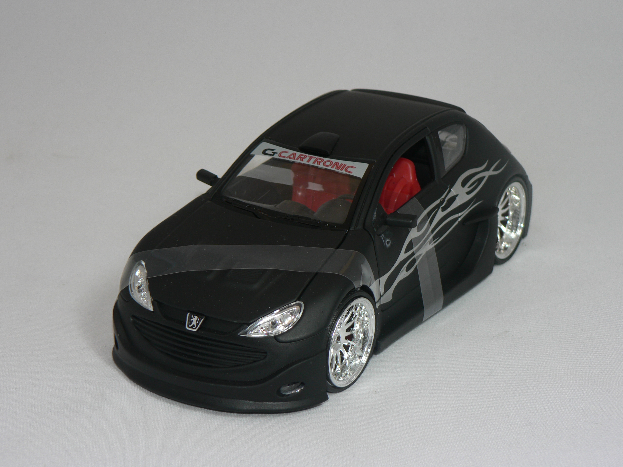 Peugeot 206 Tuning  1:24 Welly