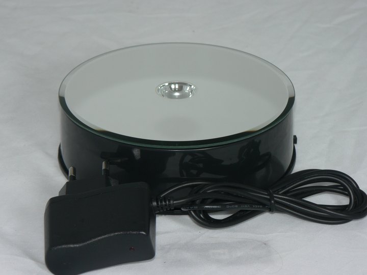 Roterande Display med lyse 100mm Spegelplatta (Adapt+Batteridriven) Batterier+Bil ingår ej