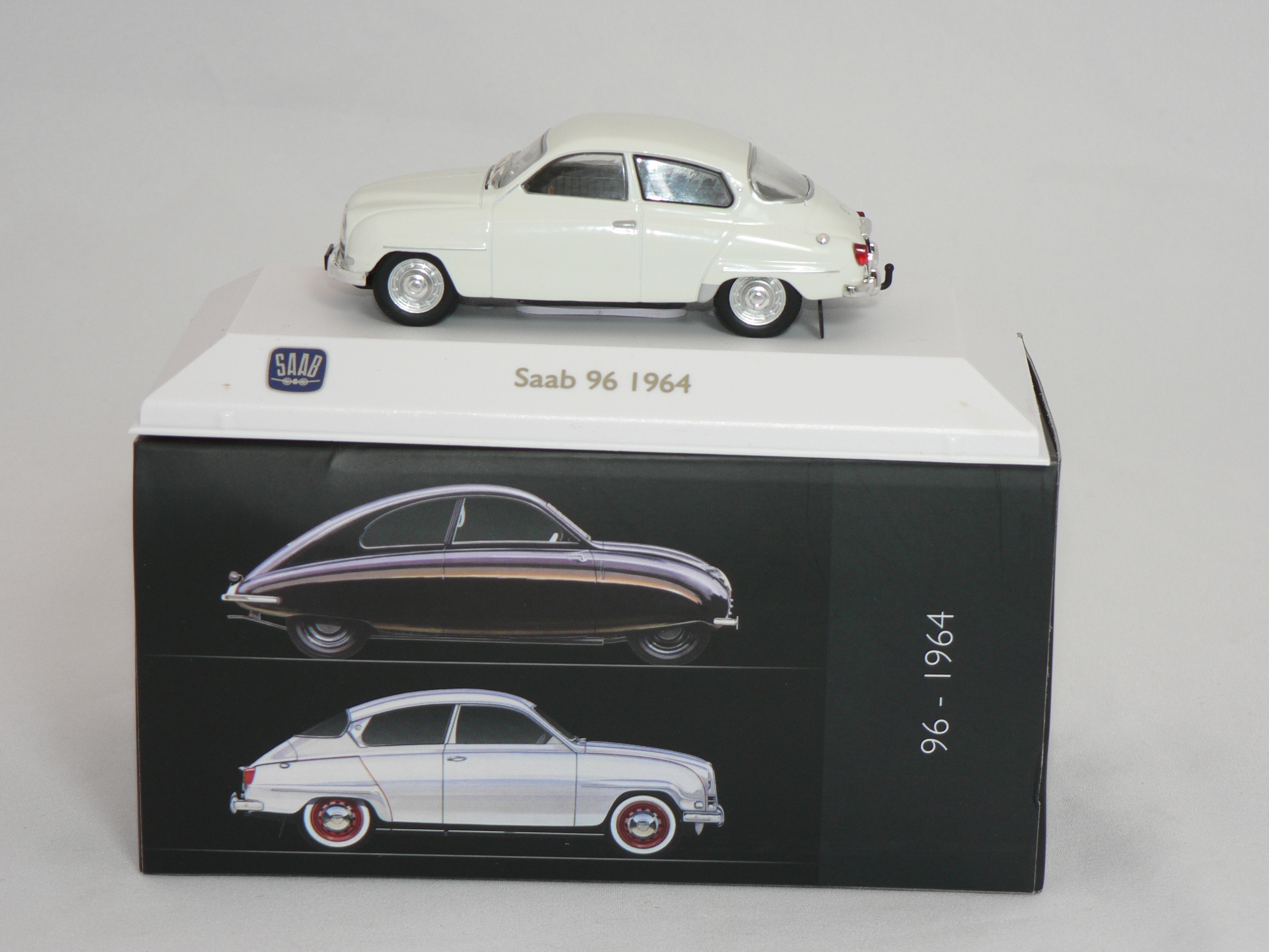 Saab 96 -1964 (SAAB CAR MUSEUM)  1:43 Atlas - 4
