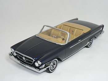 Chrysler 300H 2-Door Convertible -1962 (INGET ÖPPNINGSBART) Limited Edition 1 of 504pce   1:18   Bos Models