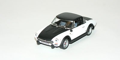 Fiat 124 Spider Sport  1:43  Vitesse