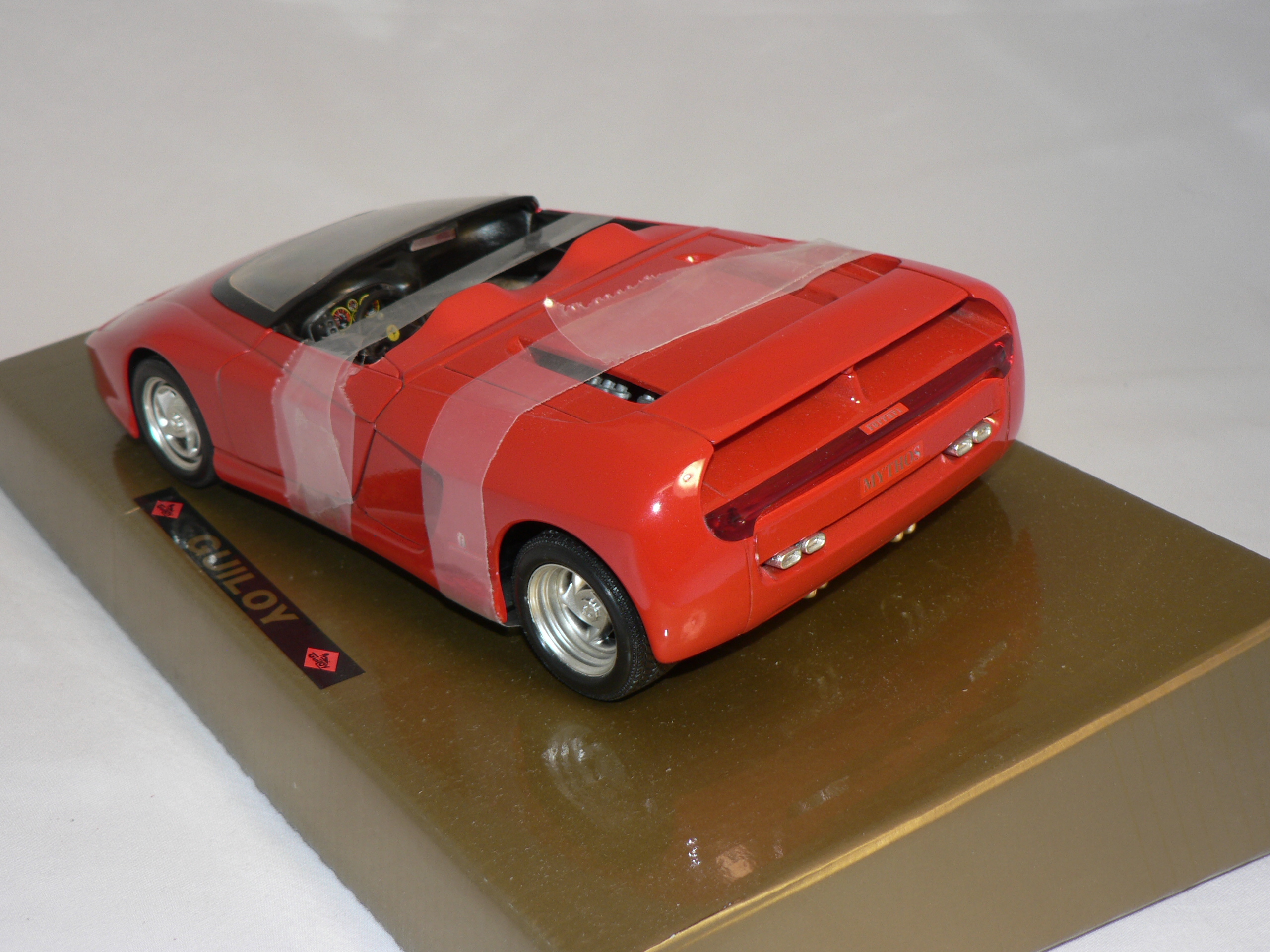 Ferrari Mythos  1:18  Guiloy - 2