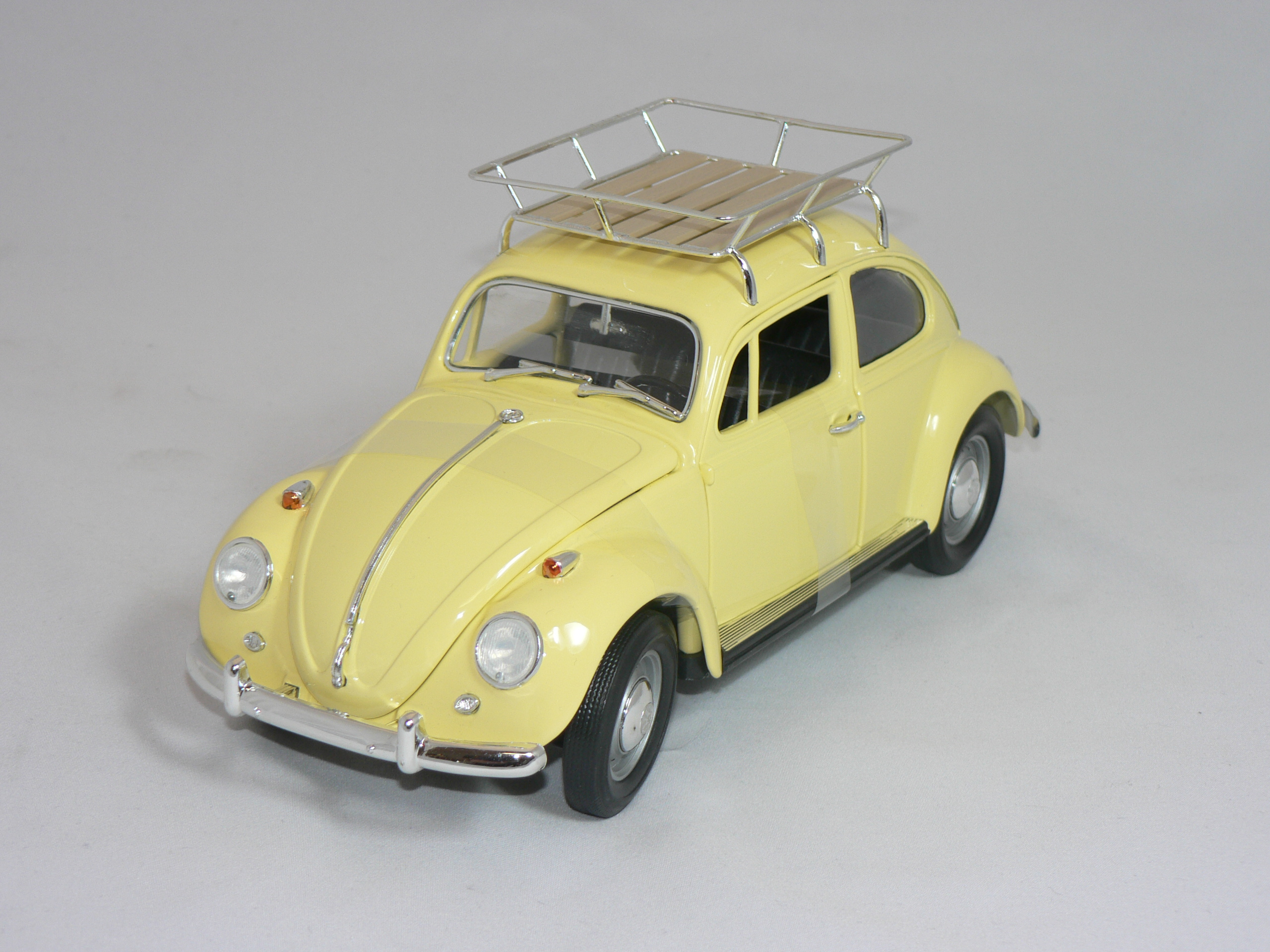 VW Beetle  1967  ( Camping utrustning medföljer till takräcket )