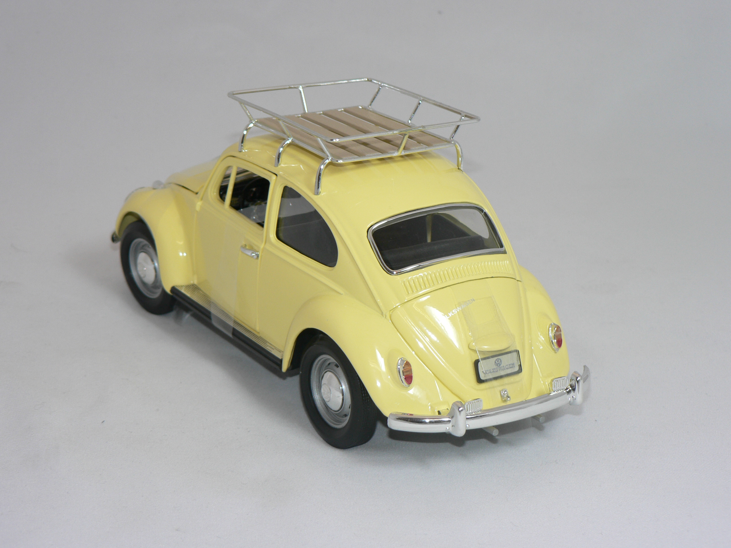 VW Beetle  1967  ( Camping utrustning medföljer till takräcket ) - 2