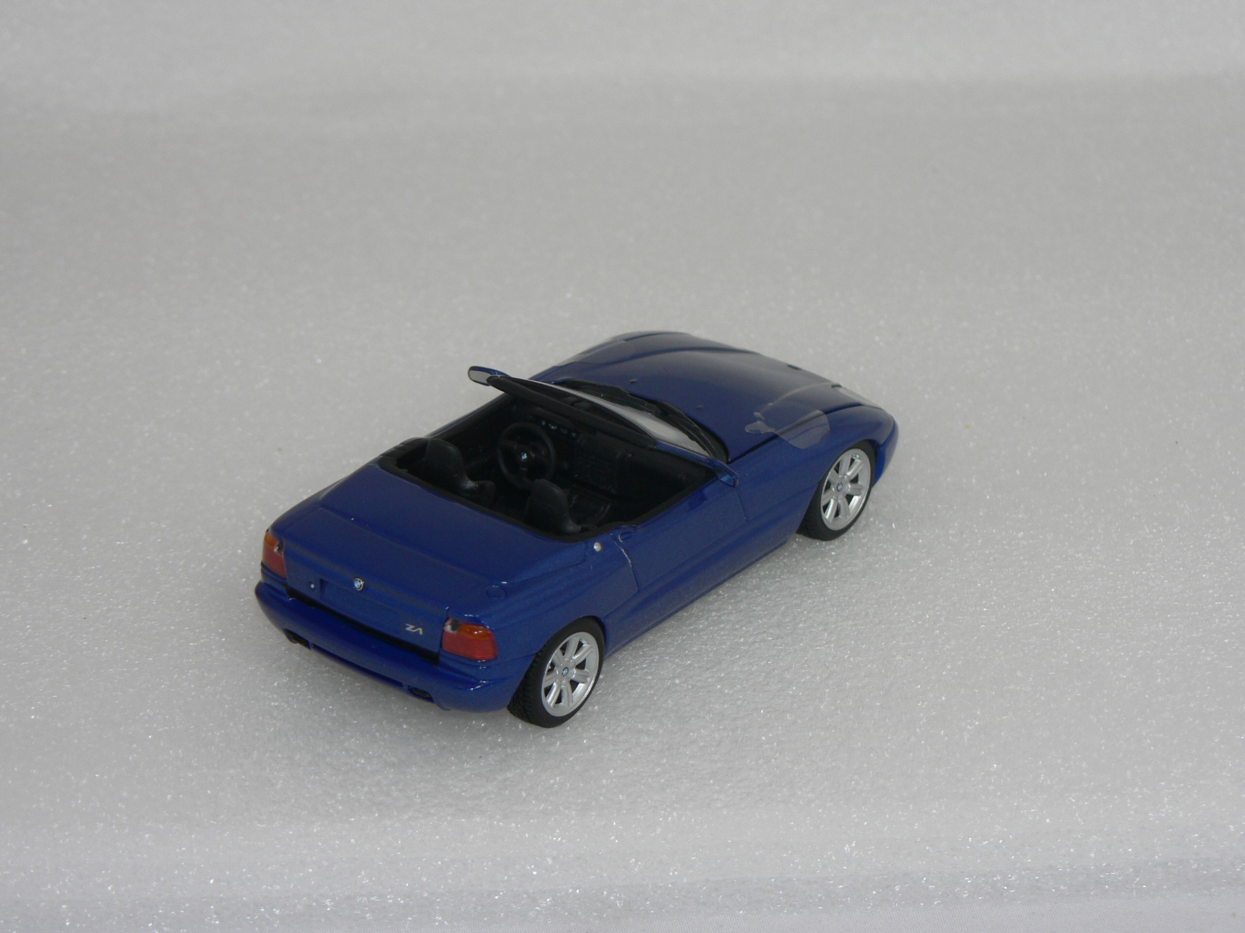 BMW Z1 (E30) -1991  1:43  Maxichamps - 2