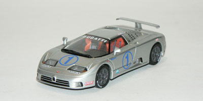 Bugatti EB 110 Super Sport   1:43  Minichamps