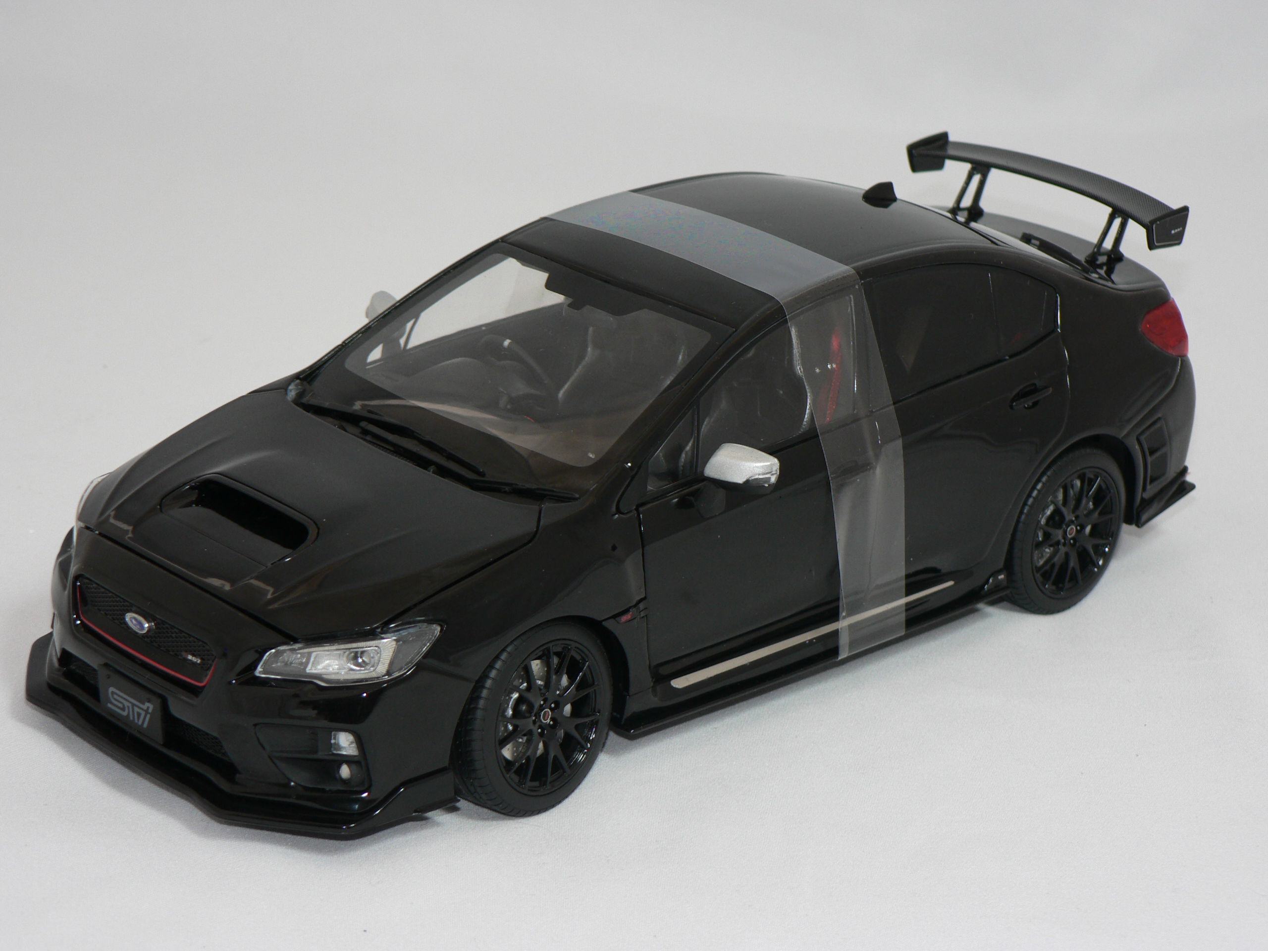 Subaru S207 NBR Challenger Package -2015  1:18  Sun Star