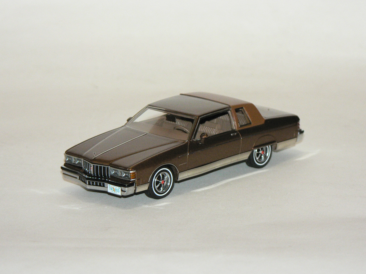 Pontiac Bonneville Brouham 2-Door Coupé -1980   1:43 Neo