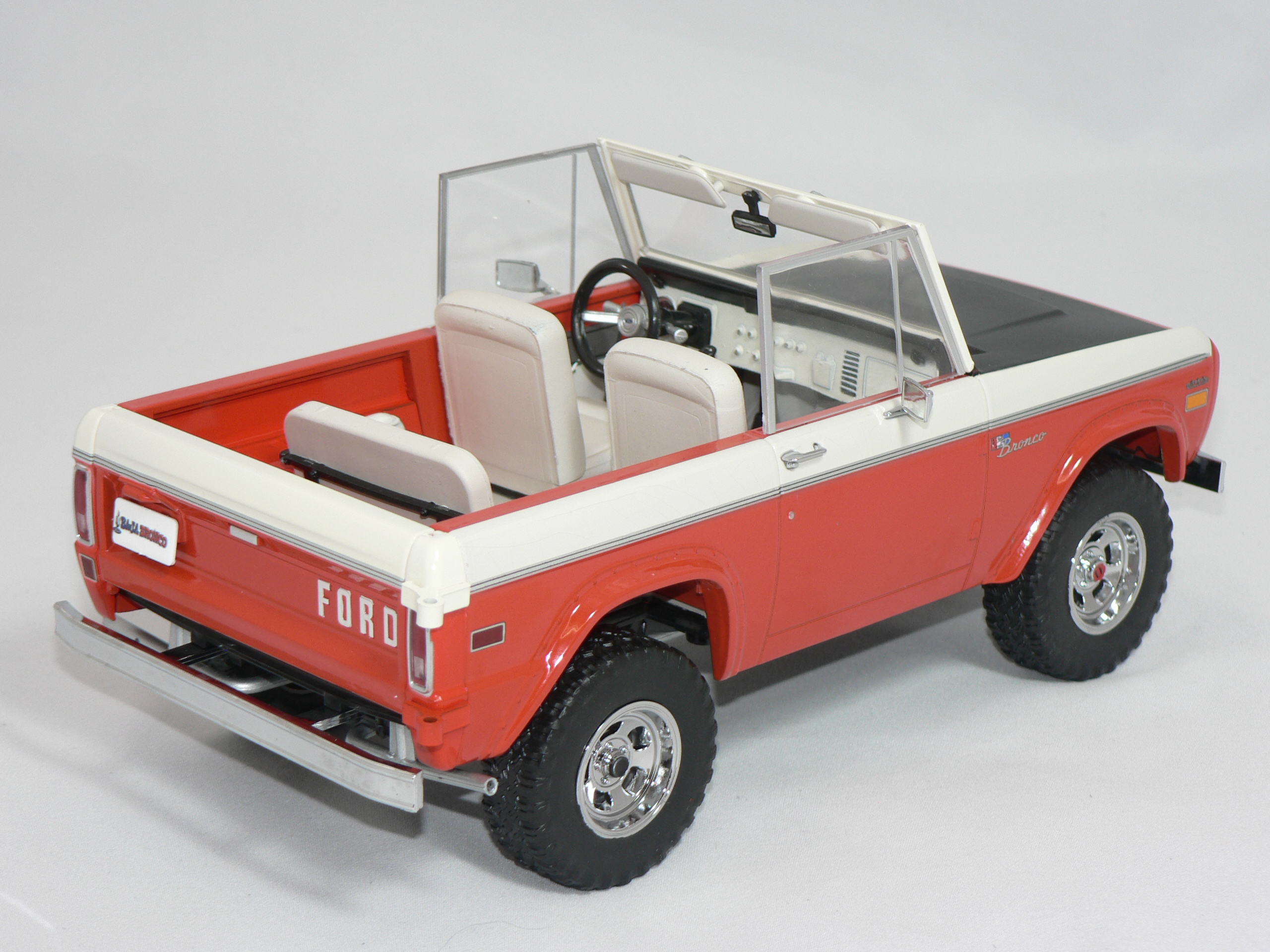 Ford Baja Bronco  -1971  Blå/Röd/Svart/Vit  1:18 (BILL STROPE EDITION" (LIMITED EDITION 714PCS)  ACME - 3