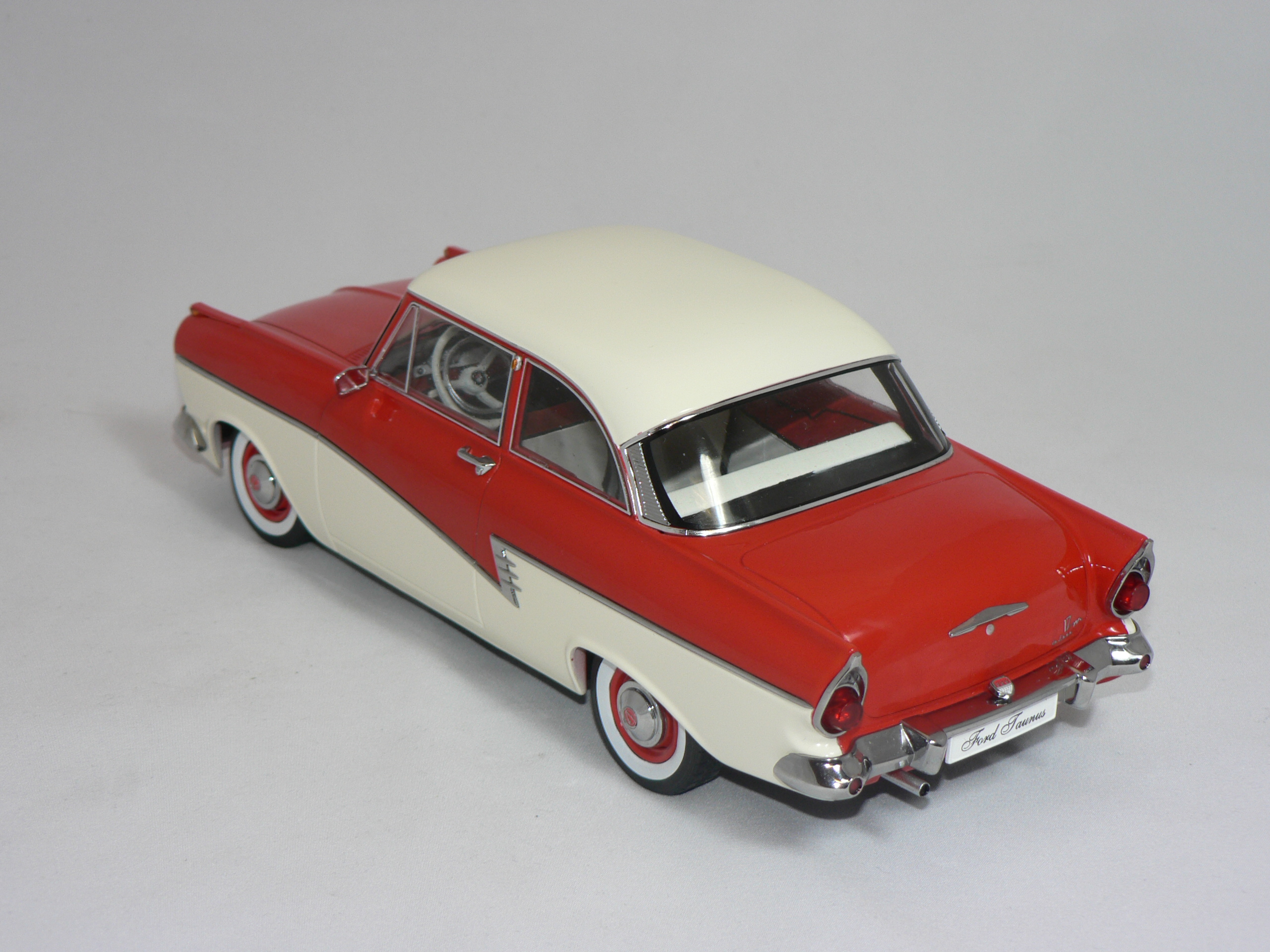 Ford Taunus 17m P2  1957  1:18  KK Scale - 2
