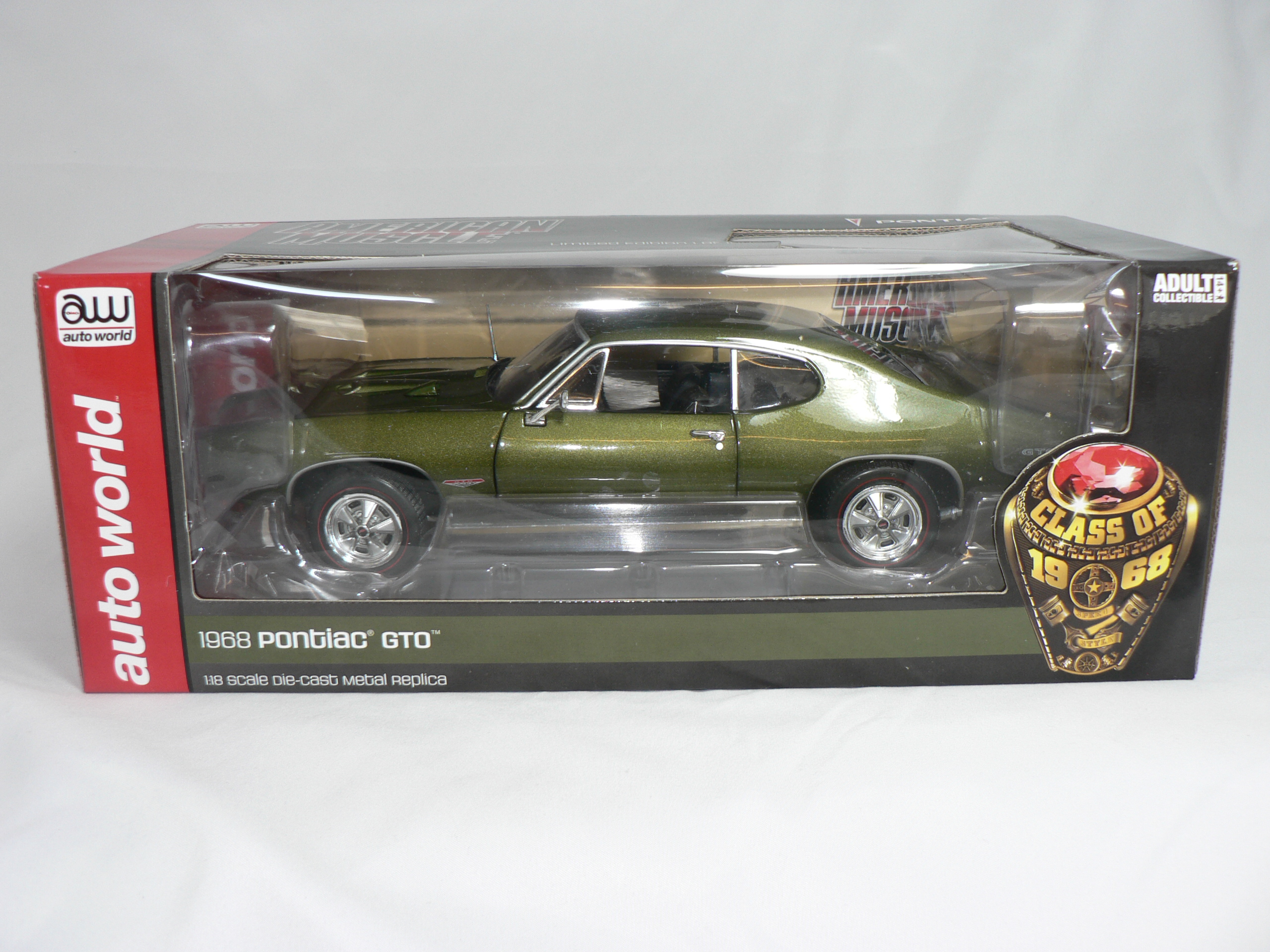 Pontiac GTO -1968 (CLASS OF 68) 50th ANNIVERSARY (LIMITED EDITION 1 of 1002pcs  1:18  Ertl/Auto World - 5