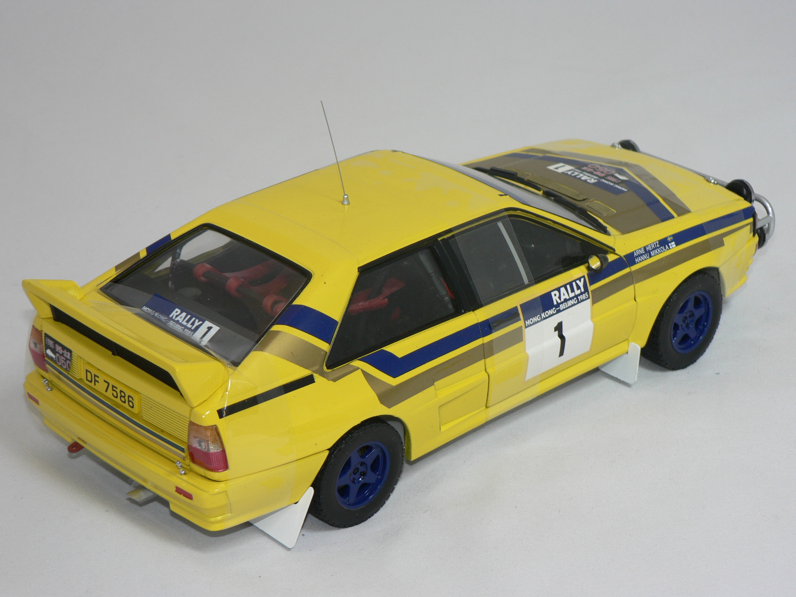 Audi Quattro A2 (Winner Hong Kong Beijing Rally -1985) H.Mikkola-A.Hertz (Limited Edition 1999pcs) MED ROTMANS  DEKALER  1:18  Sun Star - 2