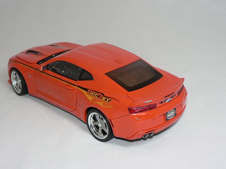 Chevrolet  Camaro  ( Nickey Super Camaro ) 2016  1:18  Ertl/Auto World
