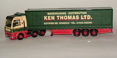 Man TGA Curtainside  1:50  Corgi