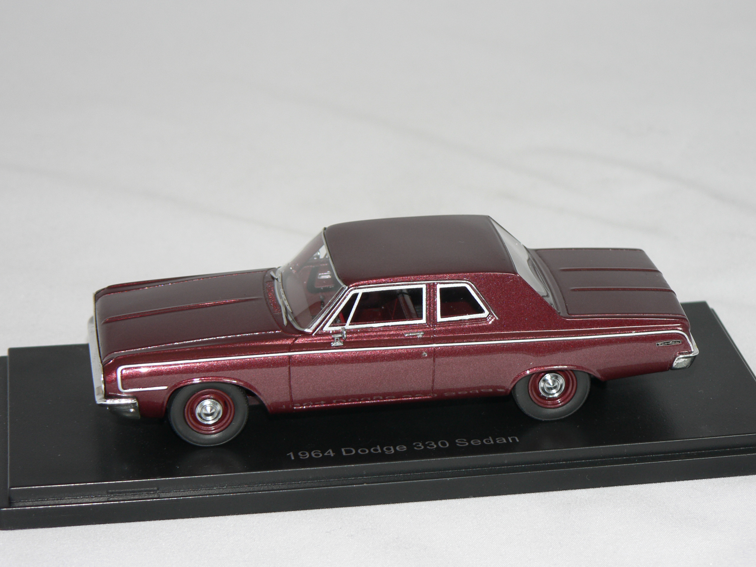 Dodge 330   1964  1:43 Neo - 3