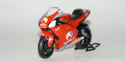 Yamaha YZR 500 "Team D`ANTIN" (N.Abe 2002)  1:24  Ixo