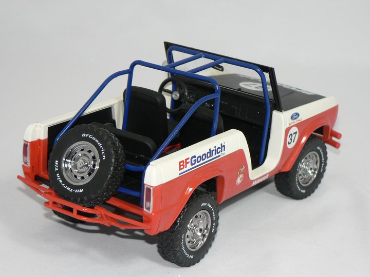 Ford Baja Bronco -1966   1:18 Greenlight