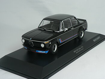 BMW 2002 Turbo  1973   1:18  Minichamps