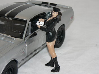 Figur 1:18  (Custume Babe Brooke) Bil Ingår Ej  American Diorama