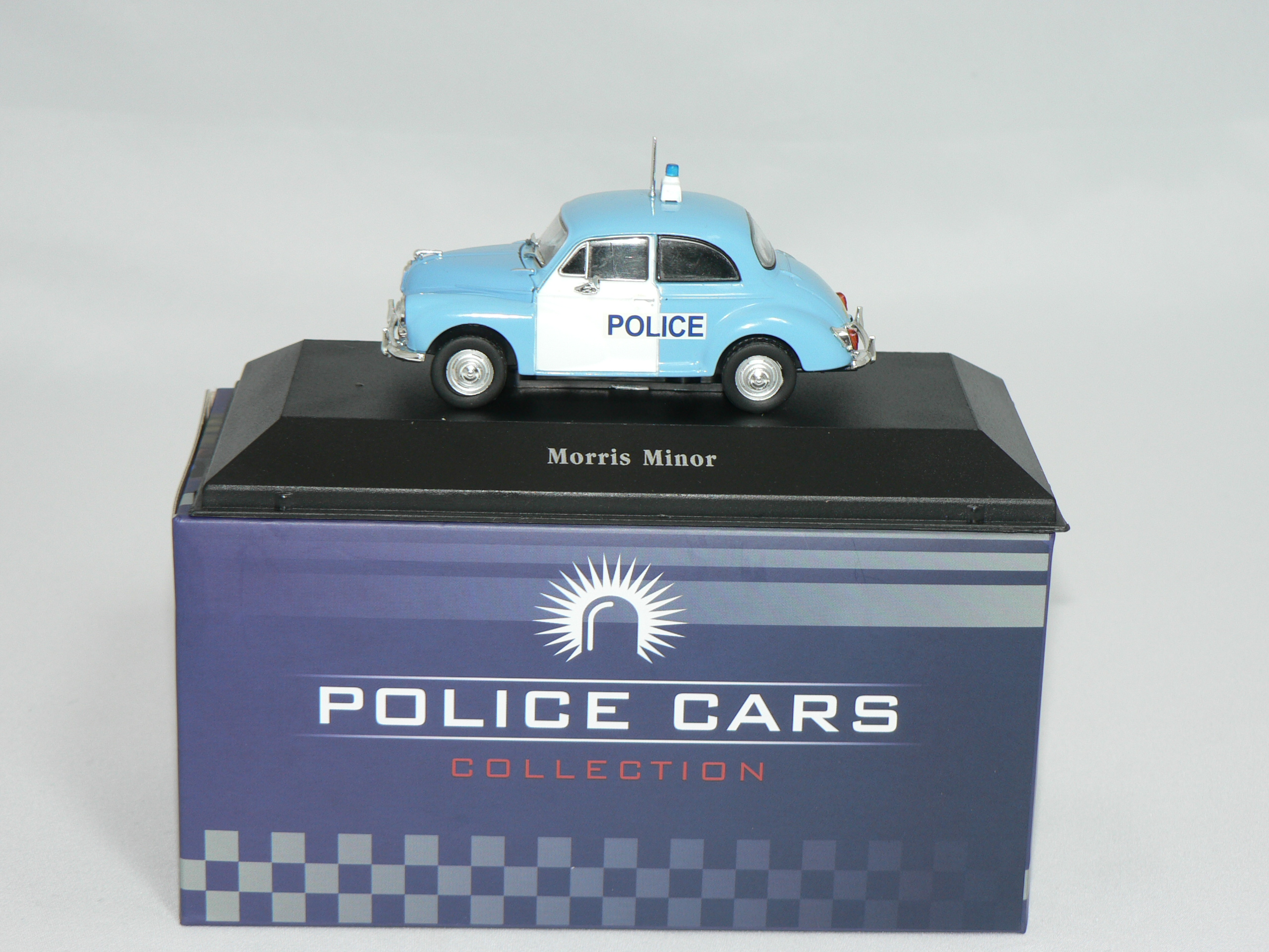Morris Minor -1957 (UK POLIS)  1:43 Atlas - 3