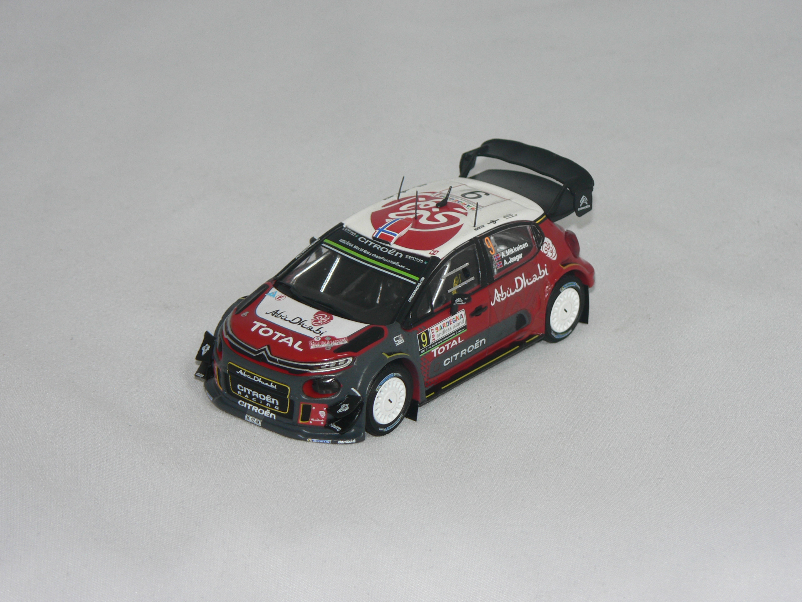Citroen C3 WRC (Rally Sardegna 2017) A.Mikkelse-A.Synnevaag  IXO 1:43