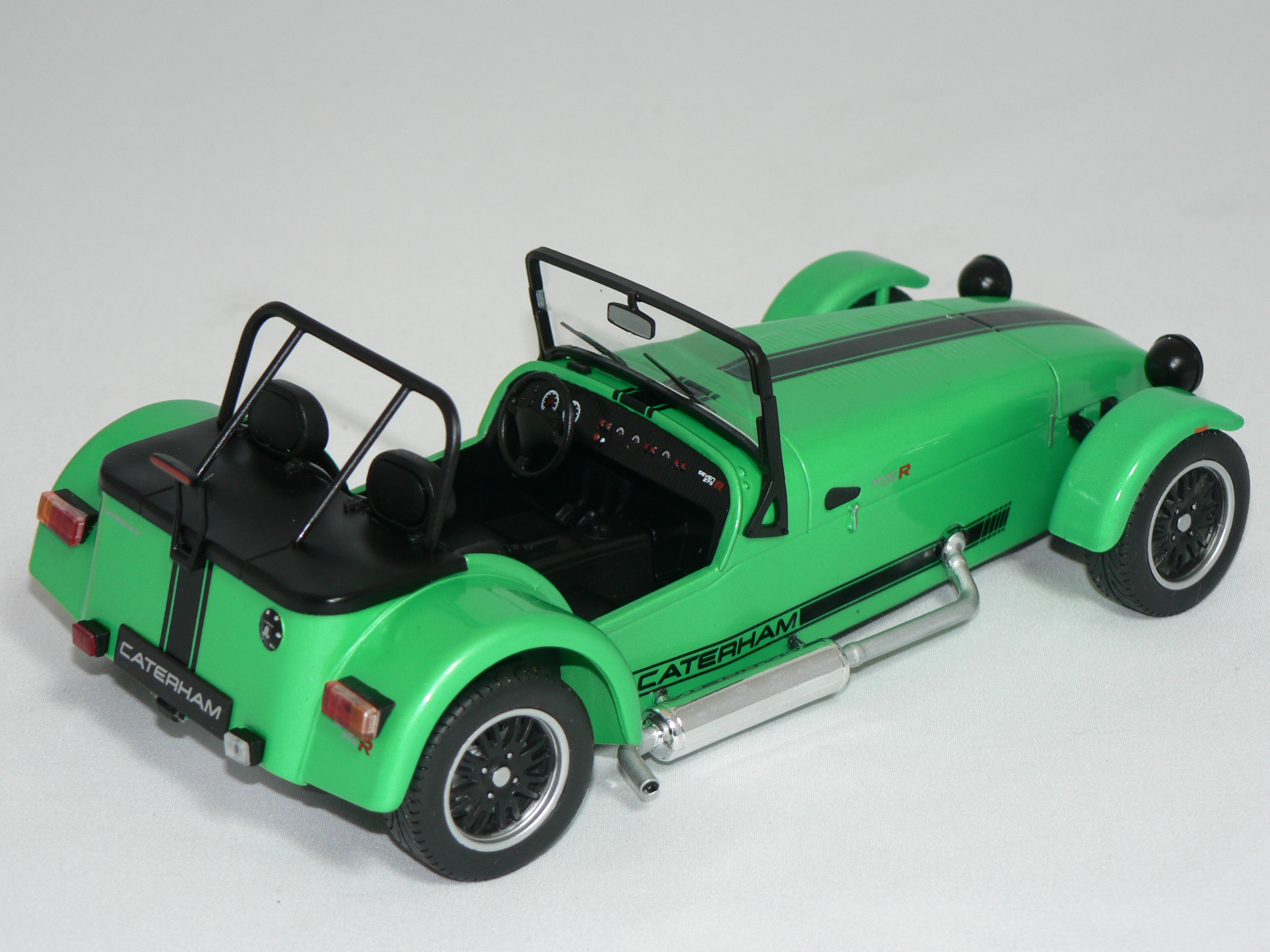 Caterham Seven 275   1:18 Solido - 2