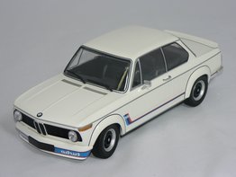 BMW 2002 Turbo -1973 (INGET ÖPPNINGSBART)  1:18  Minichamps