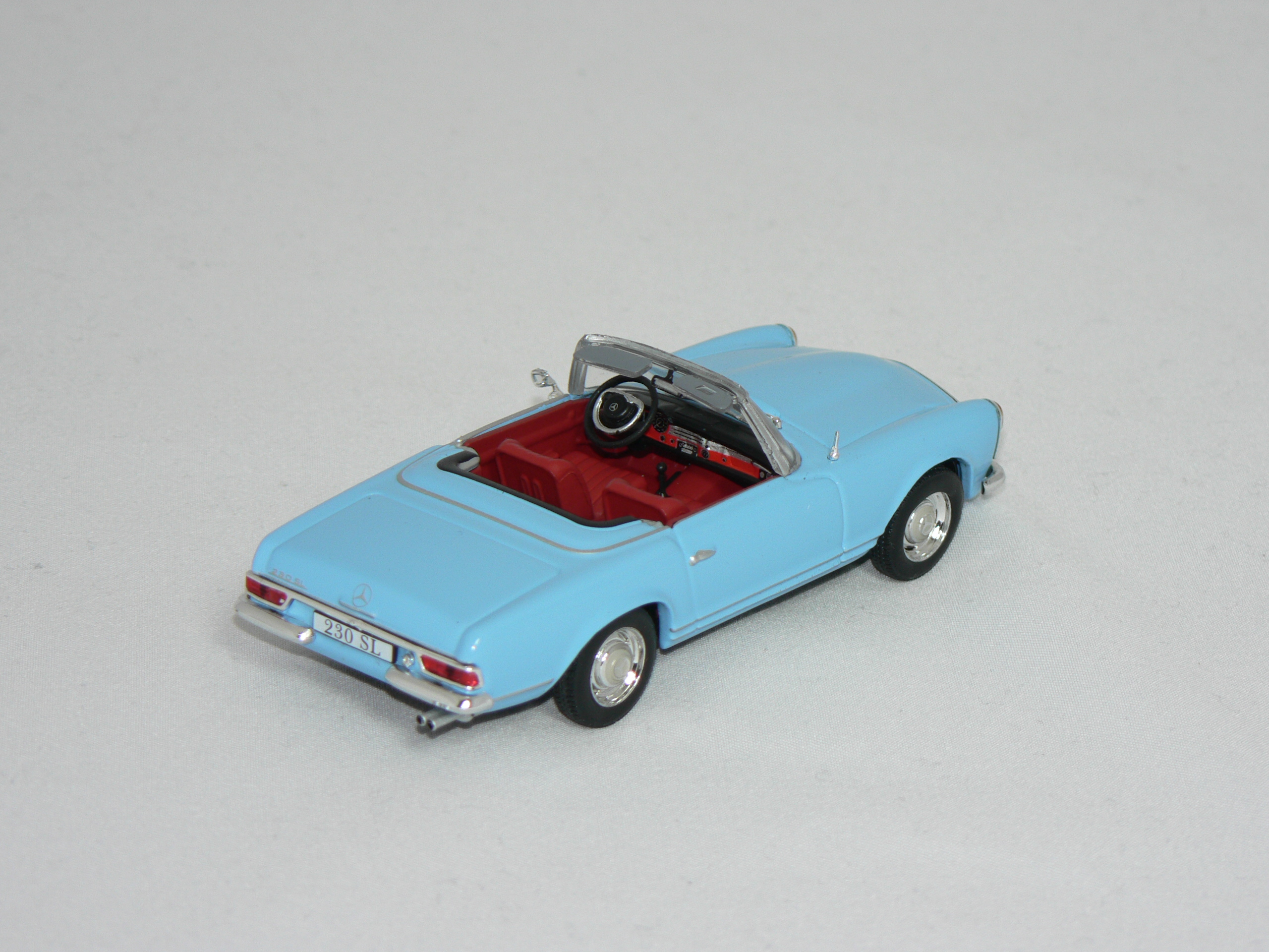 Mercedes Benz 230SL Roadster -1963  1:43 Solido - 2