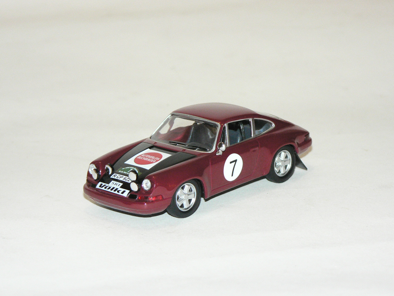 Porsche 911S(Bavaria Rally1970) (W.Röhrl Collection)  IXO 1:43