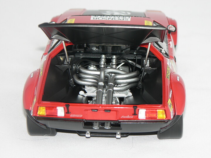 De Tomaso Pantera  Racing # 43  1975   1:18  Kyosho