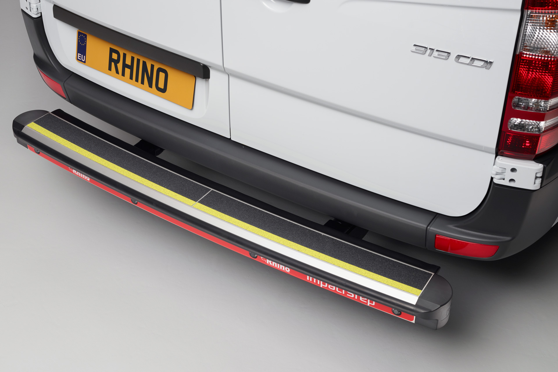 Schokabsorberende Achteropstap ImpactStep Volkswagen Crafter 2017-