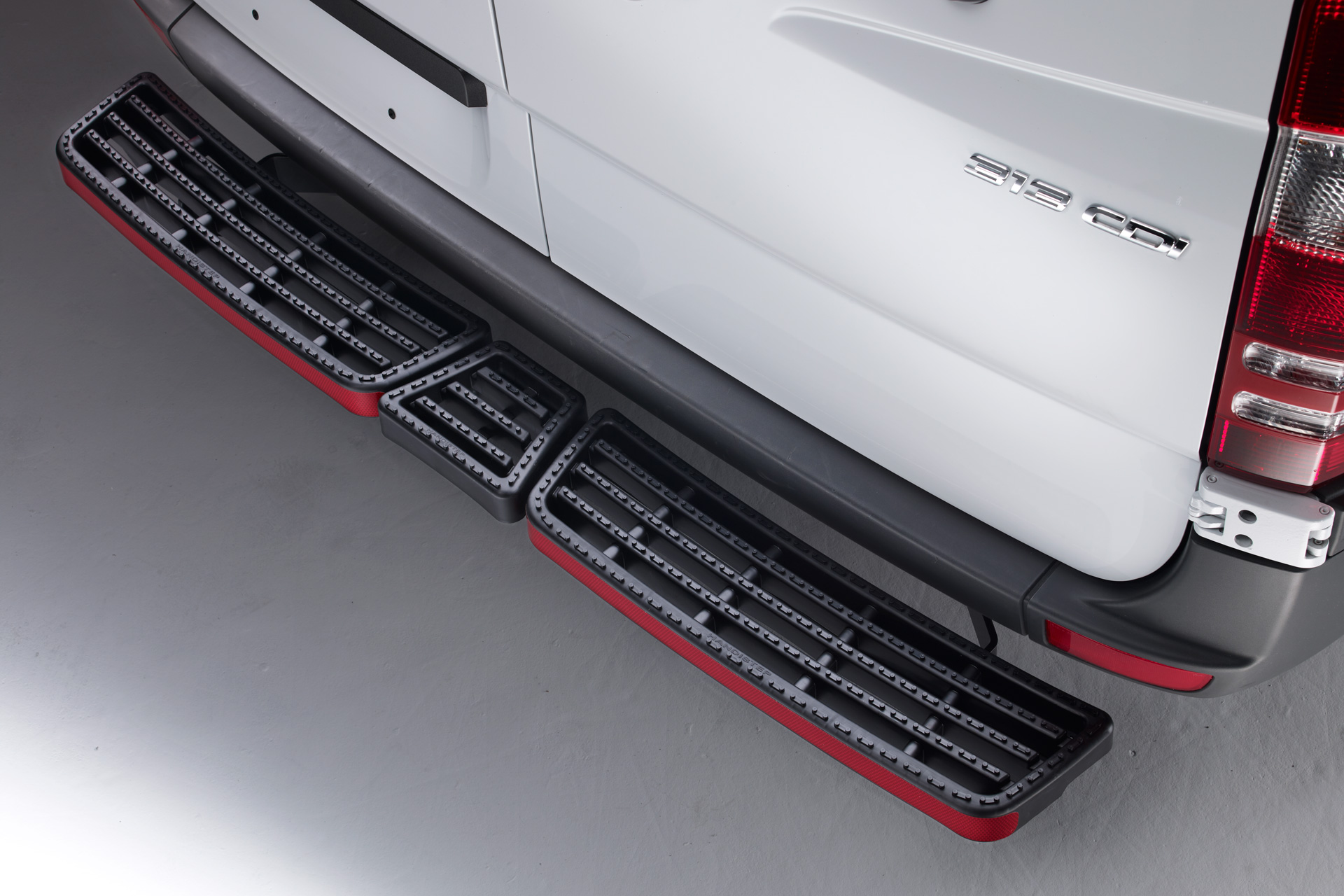 Heckstufe AccessStep  dreifach Mercedes Sprinter 2018- - 2