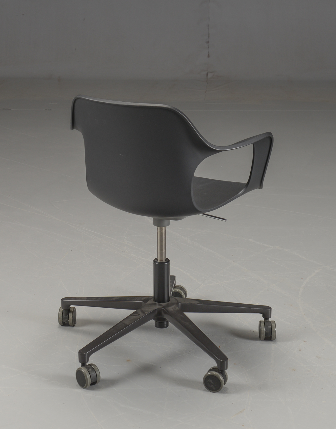 Office chair, Vitra HAL Armchair Studio Jasper Morrison AllForSale.se Used is the New