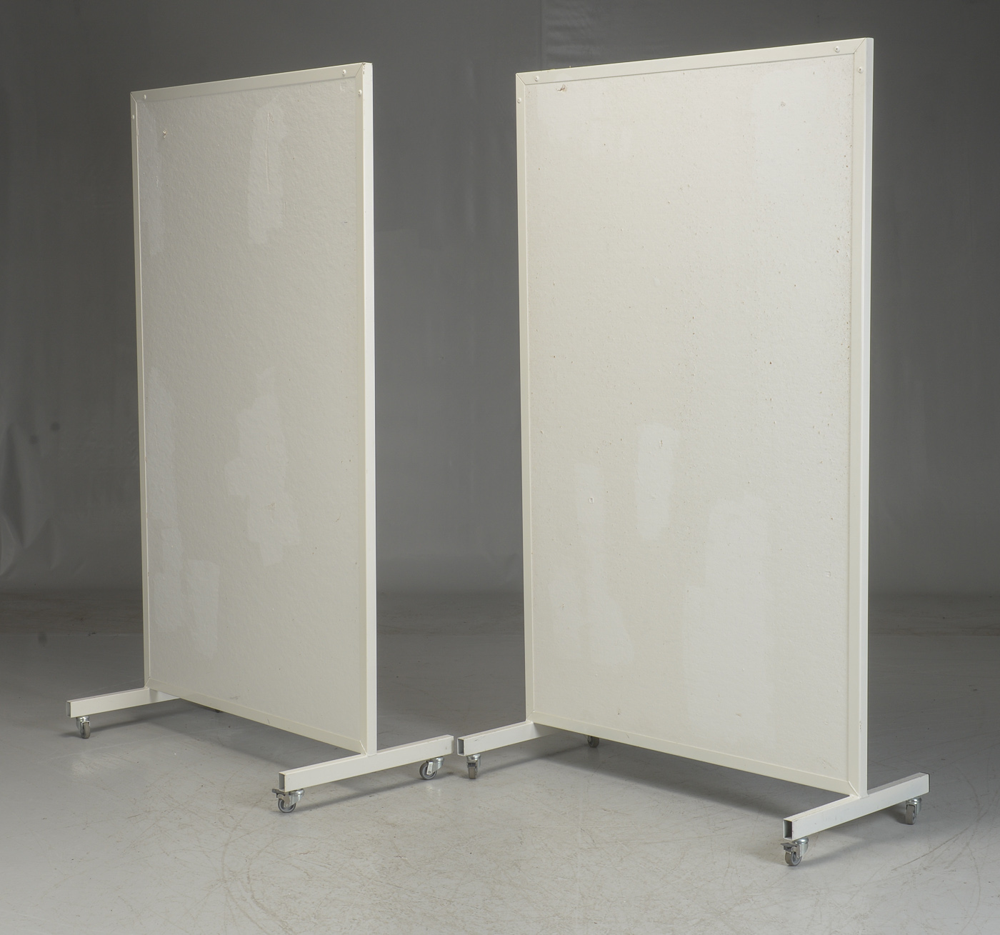 Room divider with bulletin board AllForSale.se Used is the New