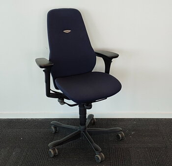 Office chair, Kinnarps 8000 Synchrone with high lift