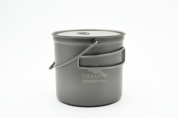 TOAKS Bote de titanio de 1100 ml con asa de sujeción