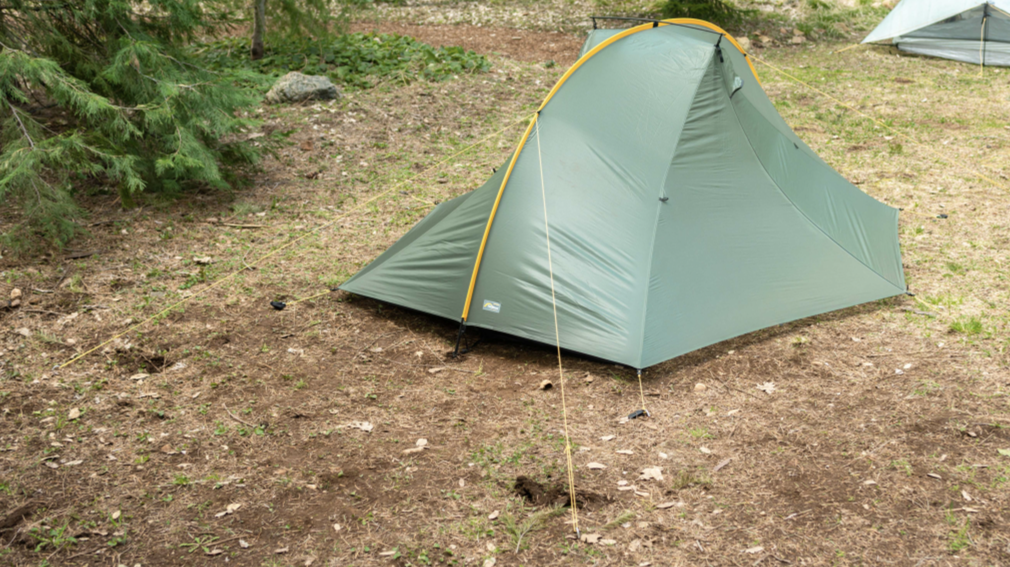 Tarptent Double Rainbow with carbon fiber tent pole - 16