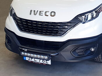 Q-LED Iveco Daily 19- fäste för LED-ramp (LED extraljus)