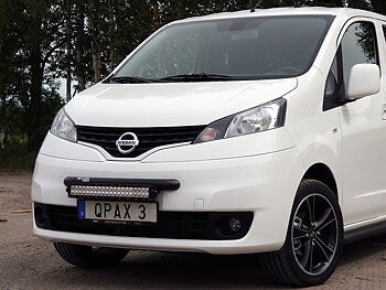 Q-LED Nissan NV200 10-19 bracket LED light bar