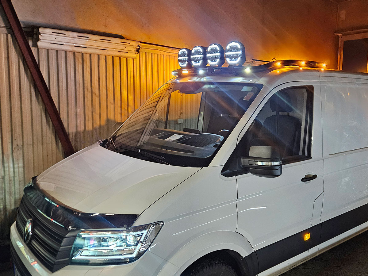 T-RACK MAN TGE H2 17- Front roofbar