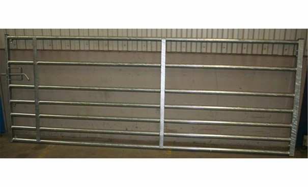 Telescopic gate 5-6m Height 114.5cm