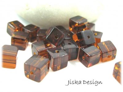 Glaspärlor Kuber Mörk Brun 8mm 20-pack