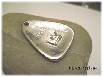 Hänge SWE Silverfärgat 30mm