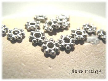 Mellandel Daisy Tibetsilver 4,5mm 50st