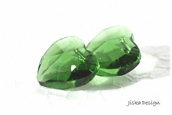 Hjärtan Dark Green 14mm 4st