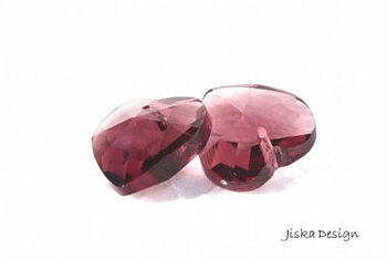Hjärtan Dark Rose 14mm 4st