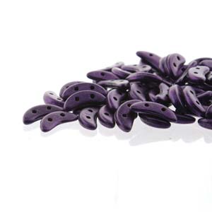Crescent Metallic Suede Purple 3x10mm 50st