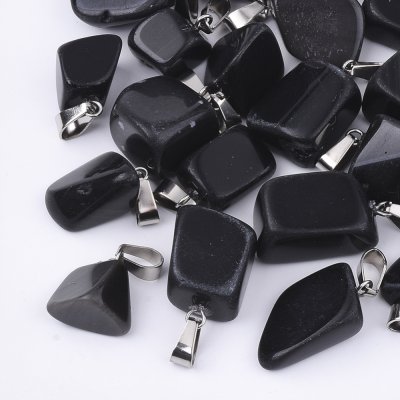 Black Stone Hänge 1st