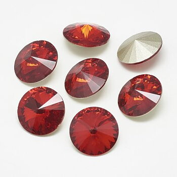 Cabochons Rivoli Rhinestone Light Siam 6mm 4st